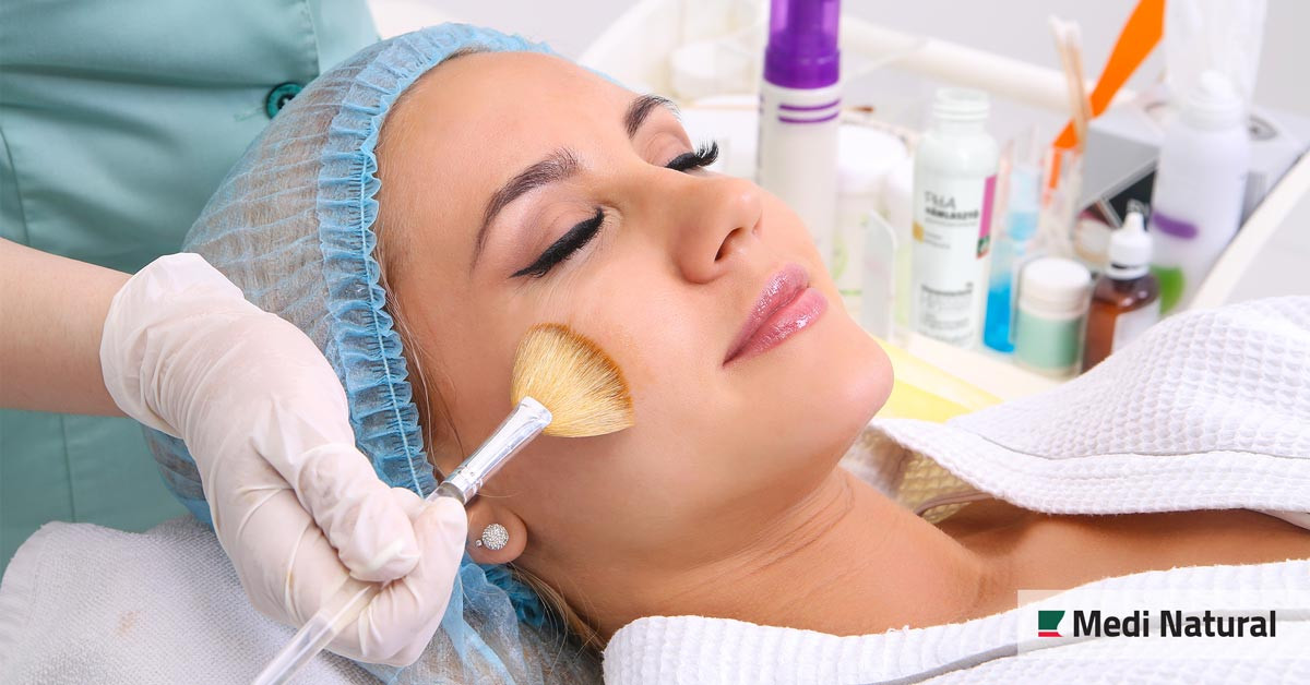 Tudj meg mindent a bőr megújításának nagyszerű lehetőségéről, a hámlasztásról!