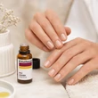 Kép 5/7 - Bio Jojoba olaj kézre és körömágy ápolására használva
